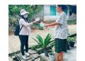 Petugas dari Perwakilan BPKP Provinsi Sumatera Utara saat melakukan verifikasi langsung ke salah satu rumah calon penerima program hibah air minum MBR di Kota Pematangsiantar tahun 2021.