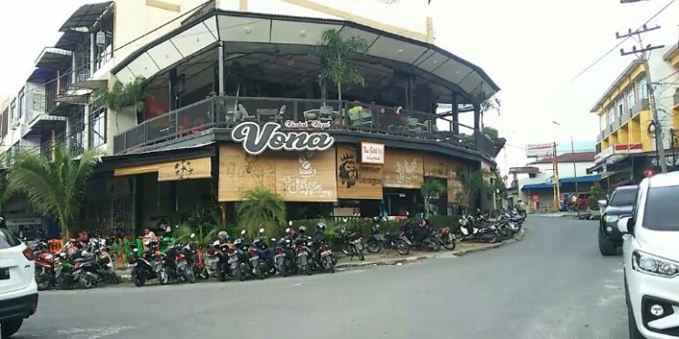 Cafe Vona di Jalan Kartini Kota Siantar, Jumat (29/5/2020). (isiantar/nda).