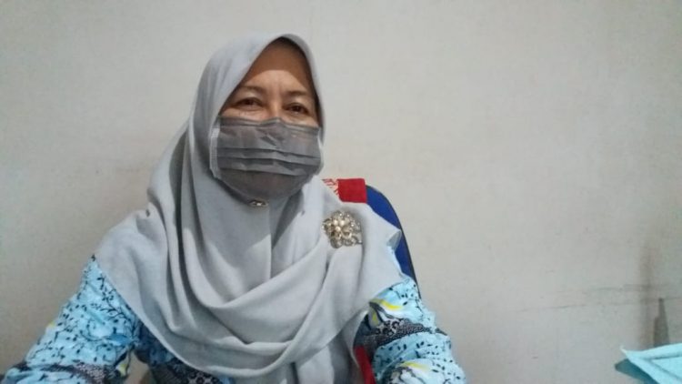 Kabag Humas PDAM Tirtauli, Rosliana Sitanggang. (isiantar/nda).