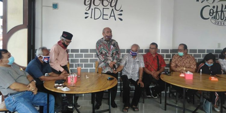 Suasana pertemuan Asner Silalahi dengan keluarga besar Panjaitan Kota Siantar, Minggu (6/9).