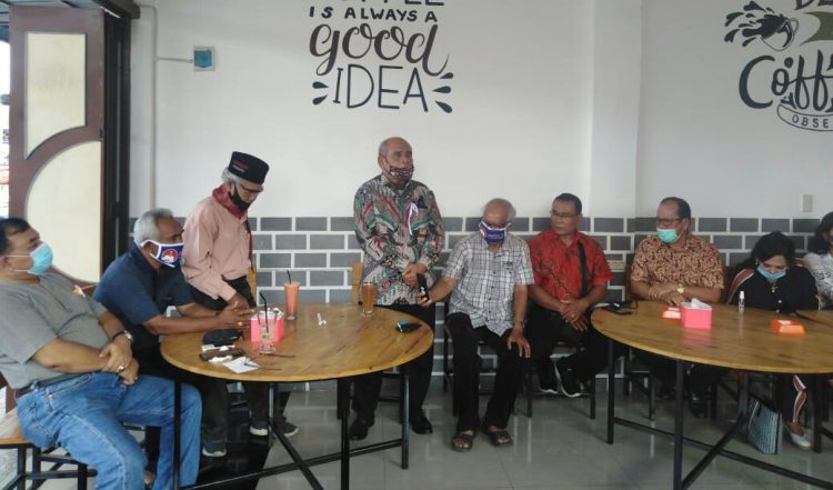 Suasana pertemuan Asner Silalahi dengan keluarga besar Panjaitan Kota Siantar, Minggu (6/9).
