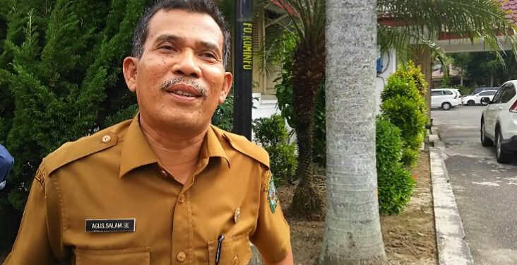 Kepala Dinas PMPTSP Kota Siantar, Agus Salam. (isiantar/nda).