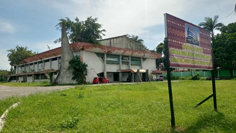 Gedung Olahraga (GOR) Kita Siantar, Jumat (1/7/2022). (isiantar/nda).