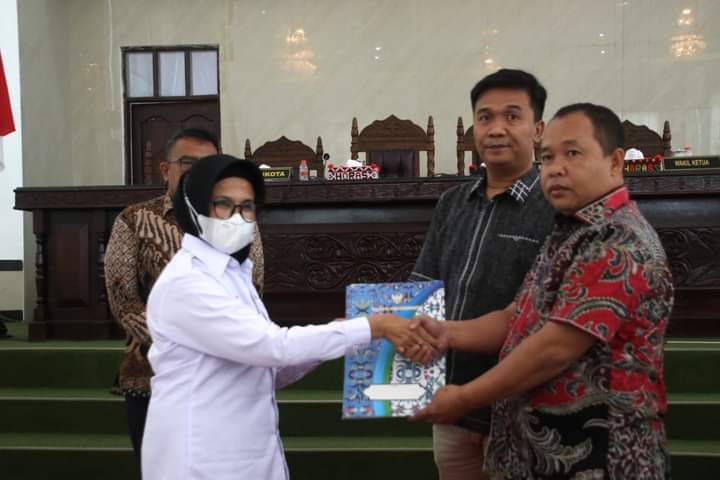 Seluruh Fraksi DPRD Setujui P-APBD Pematang Siantar Tahun Anggaran 2022, Kamis (29/9/2022). (Foto/Diskominfo Pematang Siantar).
