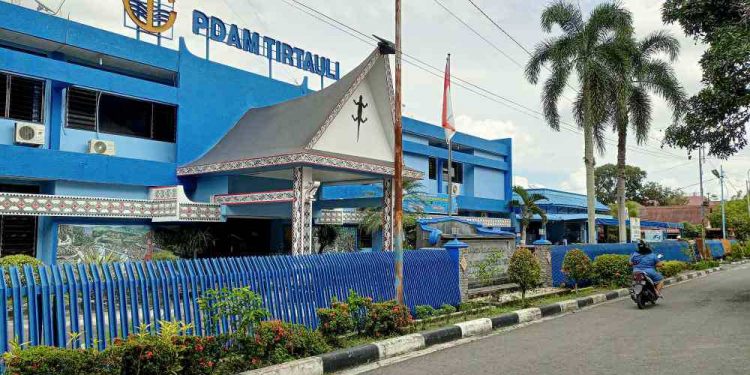 Gedung Perumda Tirtauli di Jalan Porsea nomor 2, Pematang Siantar. (isiantar/nda).