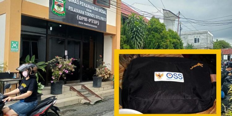 Foto gedung DPM-PTSP Kota Pematang Siantar dan tas yang diberikan kepada peserta pelatihan pada tahun 2022. (isiantar/nda).