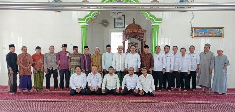 Tim safari Ramadhan Perumda Tirtauli kunjungi Masjid Nurul Iman