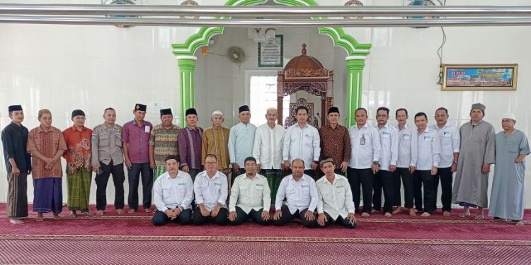 Tim safari Ramadhan Perumda Tirtauli kunjungi Masjid Nurul Iman