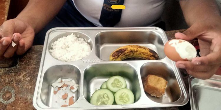 Menu Makanan Bergizi Gratis (MBG) di salah satu sekolah di kota Siantar. (sumber:ist).