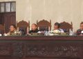 Pimpinan sidang paripurna penyampaian pandangan umum fraksi-fraksi DPRD atas Rancangan P-APBD Tahun Anggaran 2025, Selasa (9/9/2025).