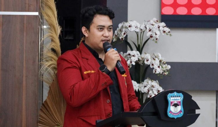 Rizwan Azri Hasibuan.